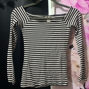 Stripped long sleeve shirt